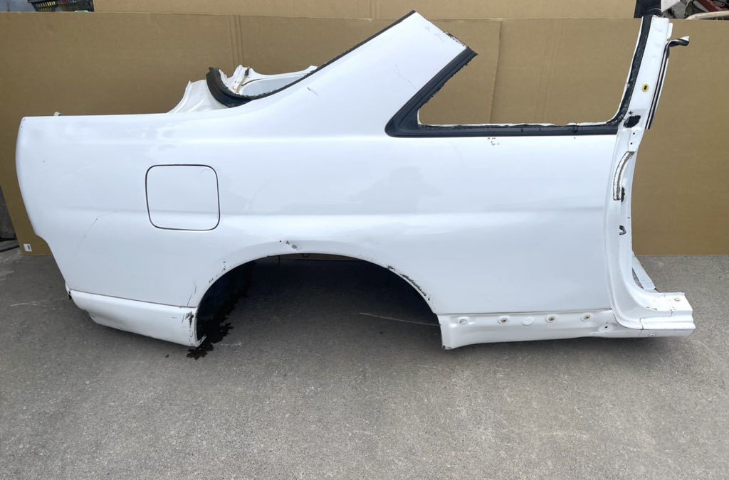 Right side quarter panel quarte cut 1995 JDM Nissan Skyline gt-r Bcnr33