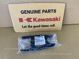 KAWASAKI NINJA ZX-6R 05-08 GUARD,CHAIN 55020-0111 protector de cadena de goma