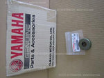 YAMAHA YZF-R1 EXUP DELTABOXII 1999 COVER THRUST 1 3FV-22128-00 swing arm pivot !