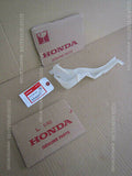 HONDA CR-V RE4 6MT K24Z 4WD MANUAL GEARBOX PLATE OIL GUTTER 21211-RZF-000 tranny