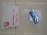 HONDA CBR1100XX SC35 BLACKBIRD 1997-2003 GRIP LH HANDLE 53166-MY9-890 parts bike