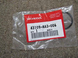 HONDA 1986 CR500R FRONT BRAKE CALIPER DUST SEAL 43109-MA3-006 motocross spares