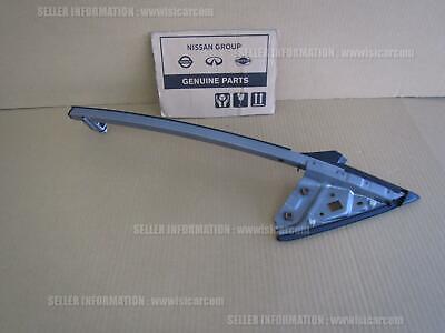 INFINITI G35 03-07 CORNER PIECE FR DOOR RH 80230-AM800 support Upper Seal USDM