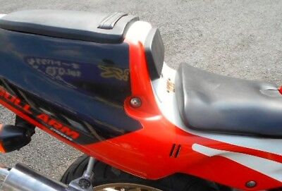 HONDA NSR250R SP 8L CUSHION RUBBER 77150-MJ6-740 SEAT SIDE COWL TAIL GROMMET