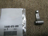 HONDA XR400R 1996-2004 ARM L. EXHAUST VALVE SUB-ROCKER 14446-KF0-000 off road