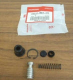 HONDA NSR250R MC18 MC21 MC28 REAR BRAKE MASTER CYLINDER REPAIR KIT 43520-MB2-315