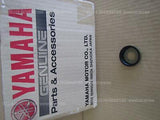 YAMAHA YZF-R1 EXUP DELTABOXII 1999 COVER THRUST 1 3FV-22128-00 swing arm pivot !