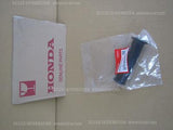 HONDA CBR1100XX SC35 BLACKBIRD 1997-2003 GRIP LH HANDLE 53166-MY9-890 parts bike