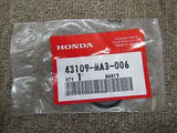 HONDA 1988 CBR600FHURRICANE 600 REAR BRAKE CALIPER PC19 DUST SEAL 43109-MA3-006