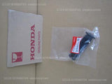 HONDA CBR1100XX SC35 BLACKBIRD 1997-2003 GRIP LH HANDLE 53166-MY9-890 parts bike