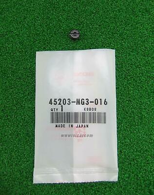 HONDA CBR400RR NC29 PLUG PIN FRONT BRAKE CALIPER 45203-MG3-016 asli java script!