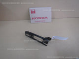 HONDA CIVIC TYPE-R FD2 BRACKET, FOOT REST 46991-SNA-J01 jdm auto spares cheaper