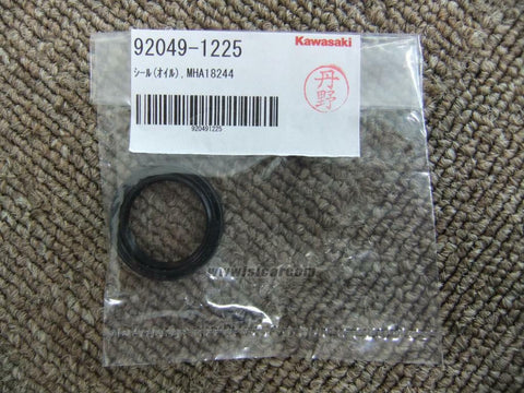KAWASAKI 1995 ZX1100-D3 NINJA ZX-11 REAR SUSP SEAL, OIL MHA18244 92049-1225 DEEL