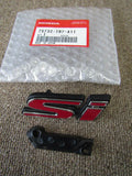 HONDA CIVIC SEDAN SI 6 2013 FRONT EMBLEM (SI) 75732-TR7-A11 BAGIAN JAPANESE ASLI