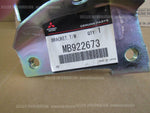 MITSUBISHI MINICA TOPPO H31A BRACKET T/M MOUNTING BODY SIDE MB922673 mini car