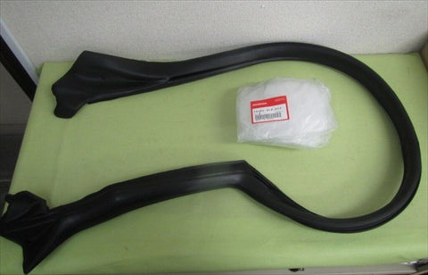 HONDA NSX NSX-R NA1 NA2 FRONT DOOR WEATHER STRIP RIGHT SIDE RUBBER 72381-SL0-013