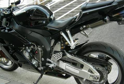HONDA CBR1000RR 2004 SC57 NUT, LOCK 36MM 90354-MCF-D00