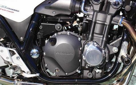 HONDA CB1300 SUPER FOUR ABS 2018 SC54 CHAIN , OIL PUMP (63L) (DA 15161-MAZ-003