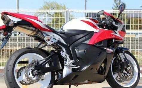 HONDA CBR600RR 2009 PC40 MAT, L. RR. TOP SHELTER 83162-MFJ-A00